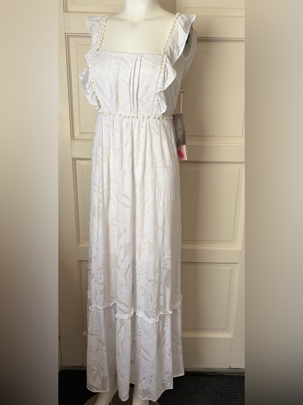 New York & Company White Maxi Skirt with Leaf Jacquard